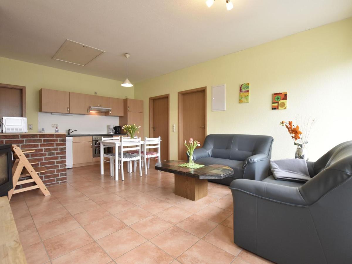 Pretty Holiday Home In Zierow With Fireplace المظهر الخارجي الصورة